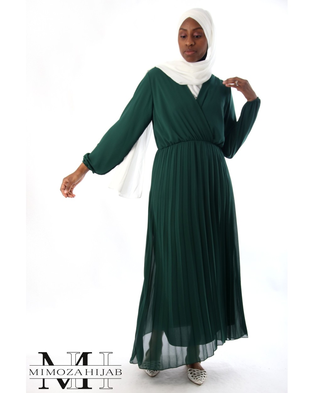 Pleated long dress with heart effect