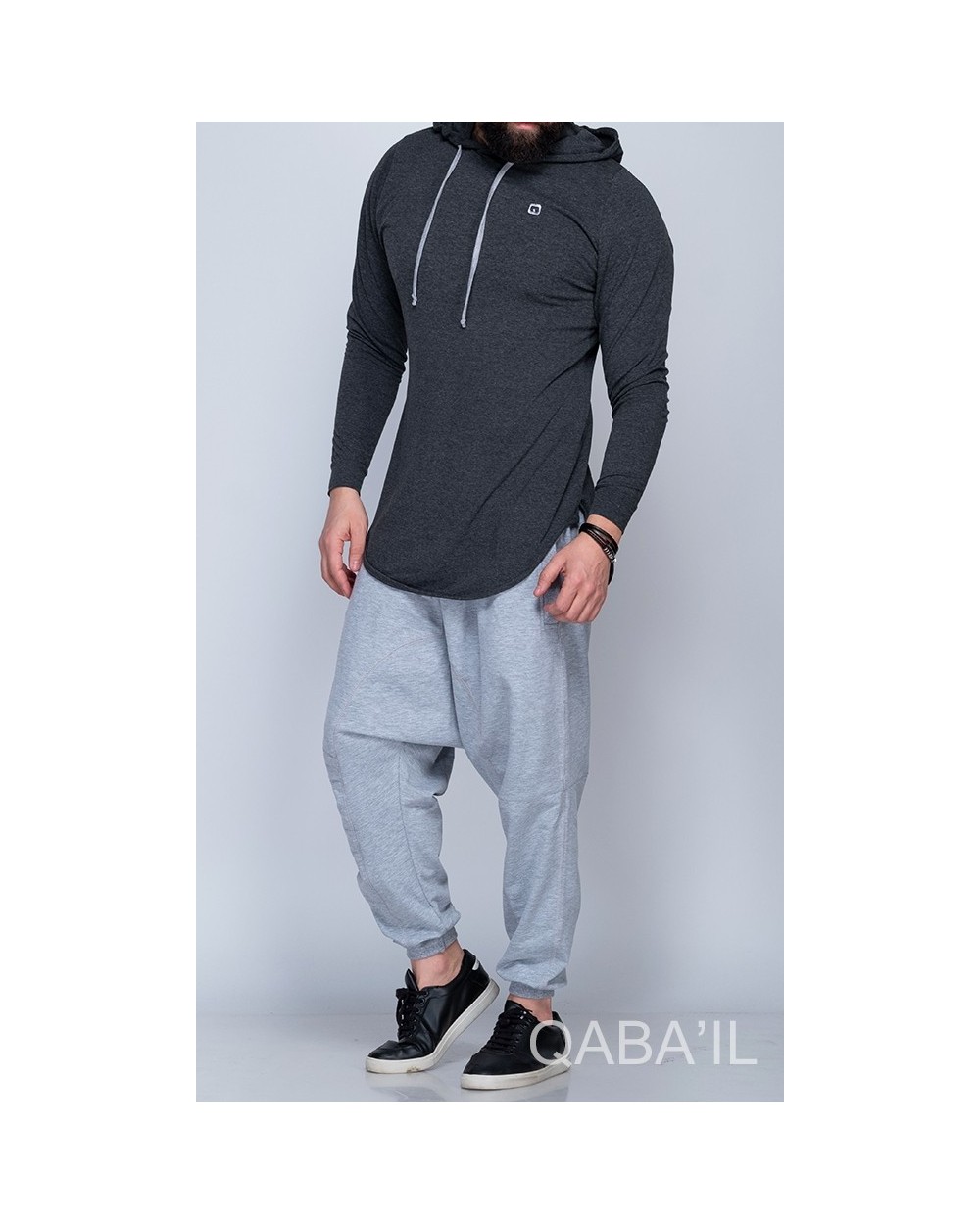 Qabail hooded long sleeve t-shirt