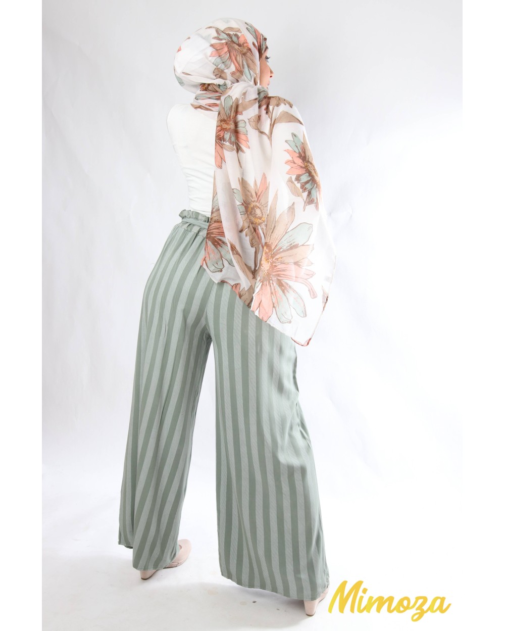 Palazzo Pavlova with wide stripes