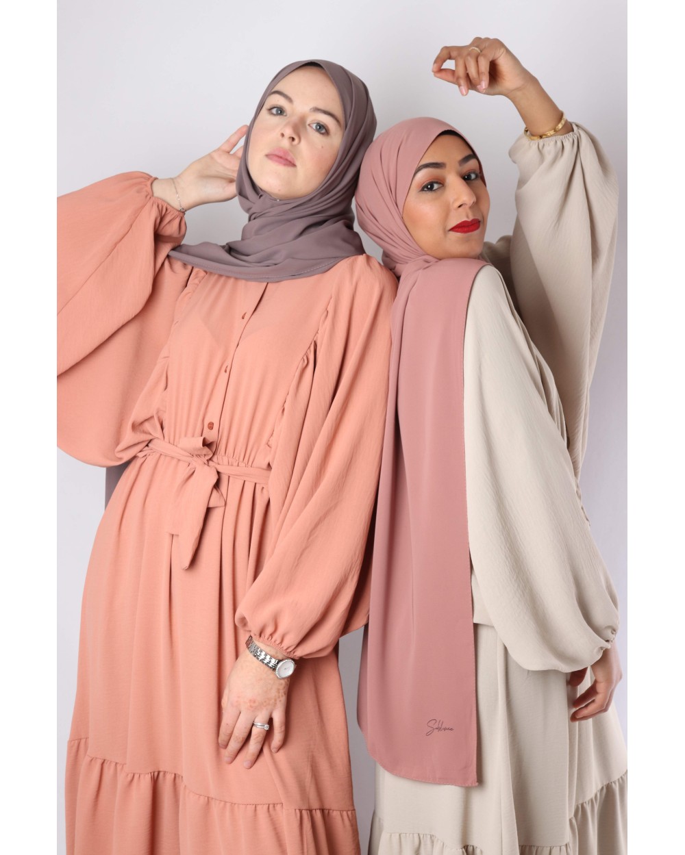 Rassena dress with ruffle and butterfly