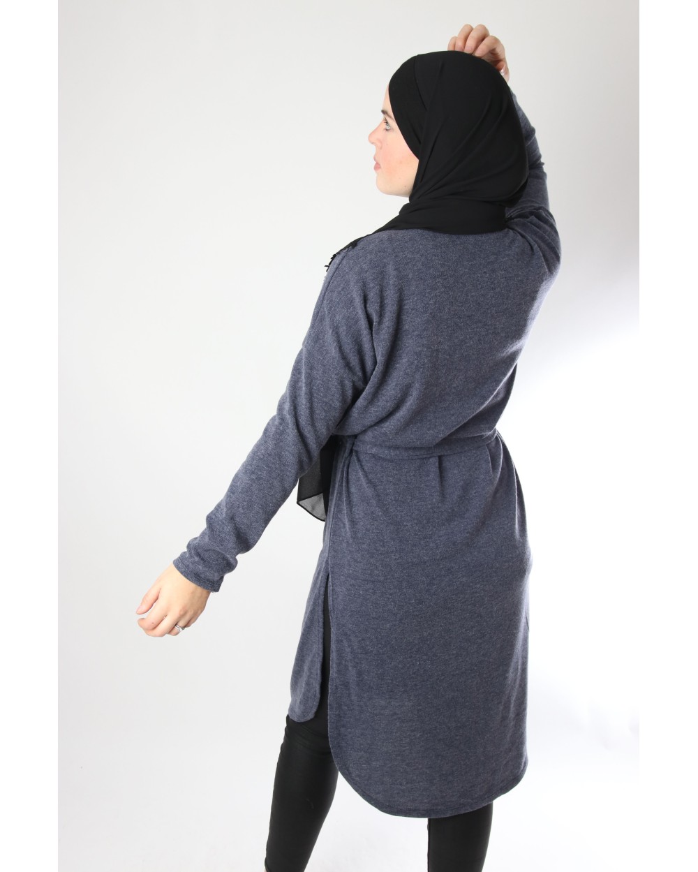 Long sweater with Hannah lace bib