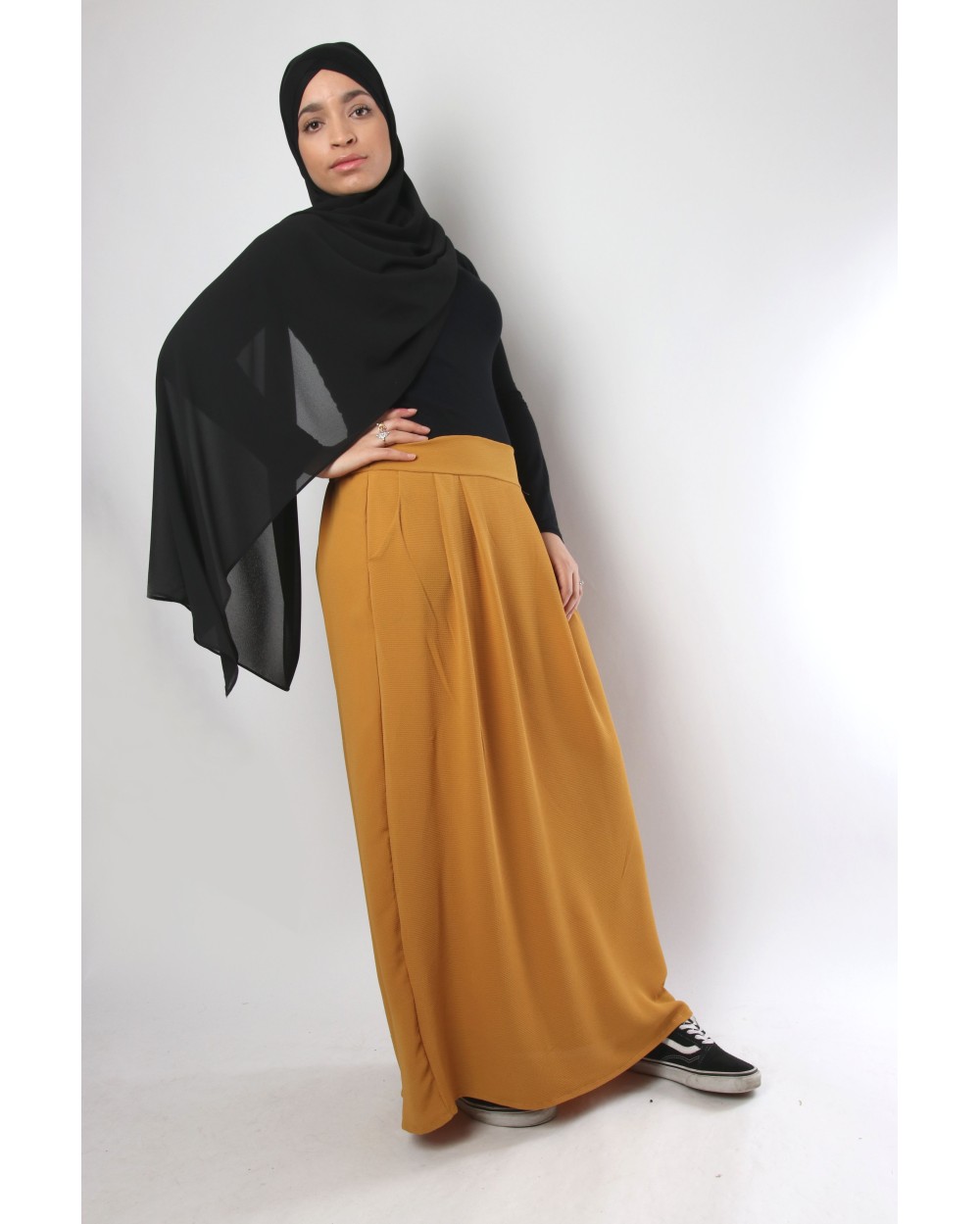 Long skirt in crepe