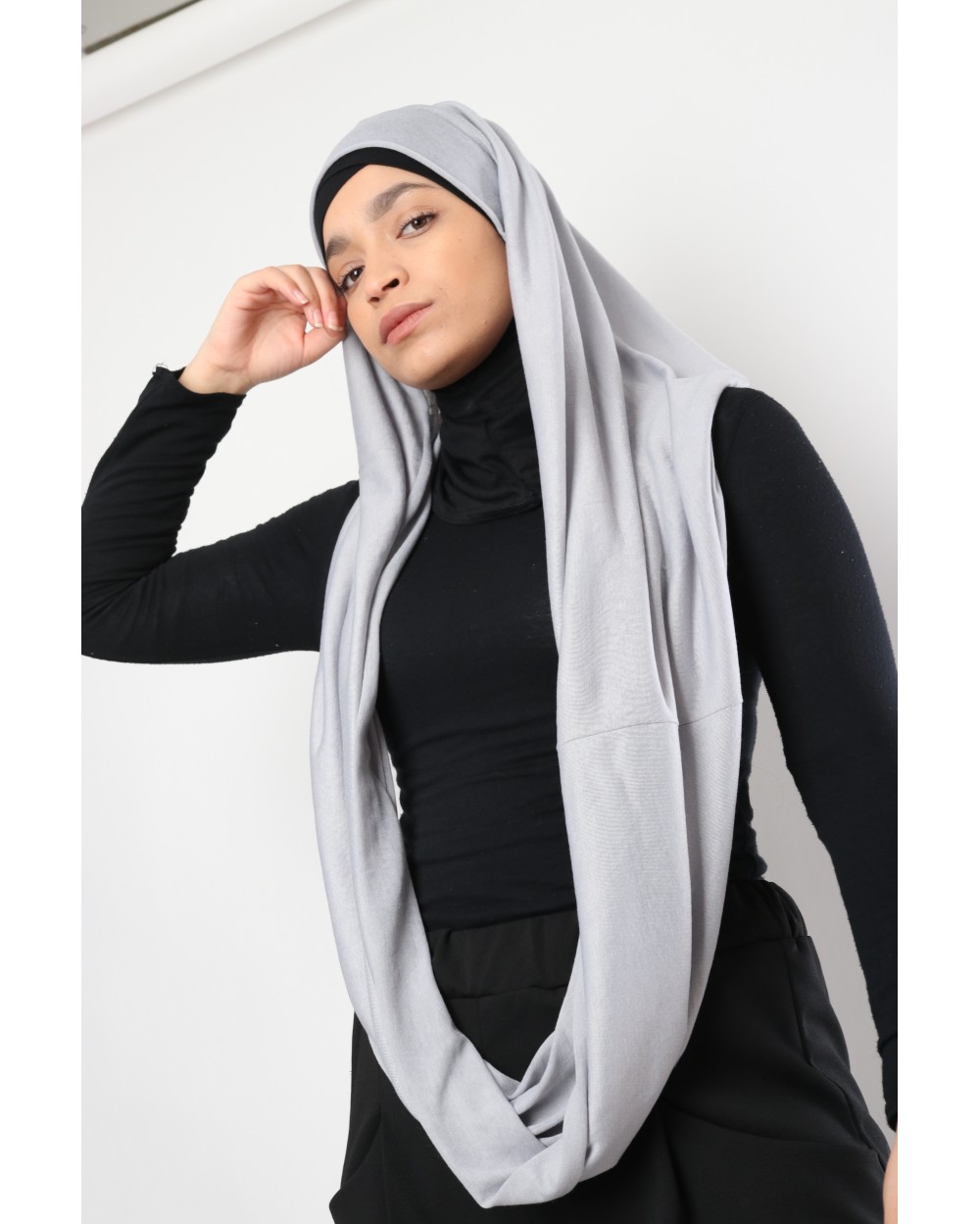 Hijab Circle Sheyla Color Pearl Grey Color Pearl Grey