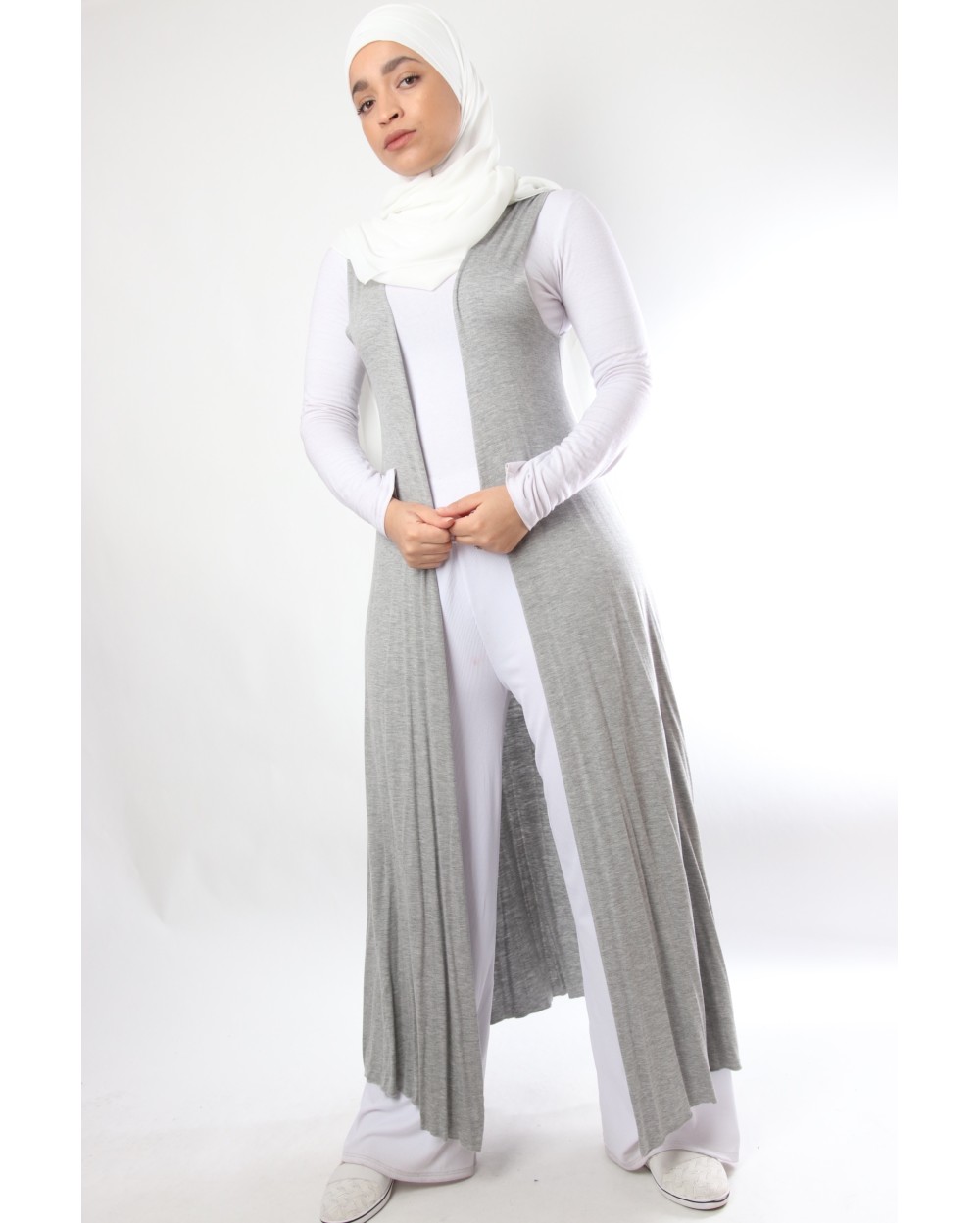 Long sleeveless cardigan