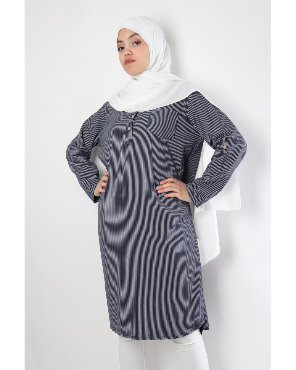 Célia shirt with fine stripes