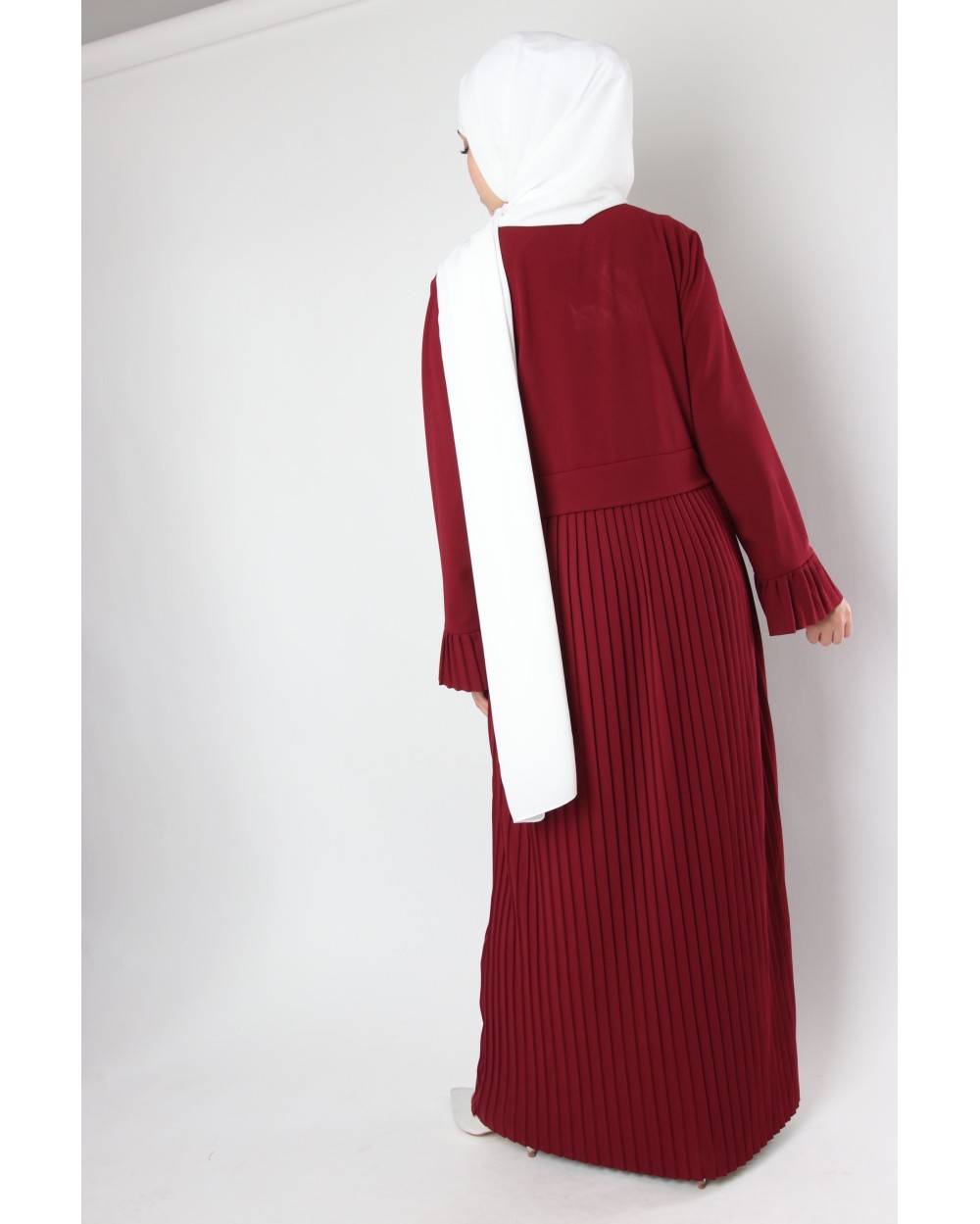 Romea dress with pleated bottom