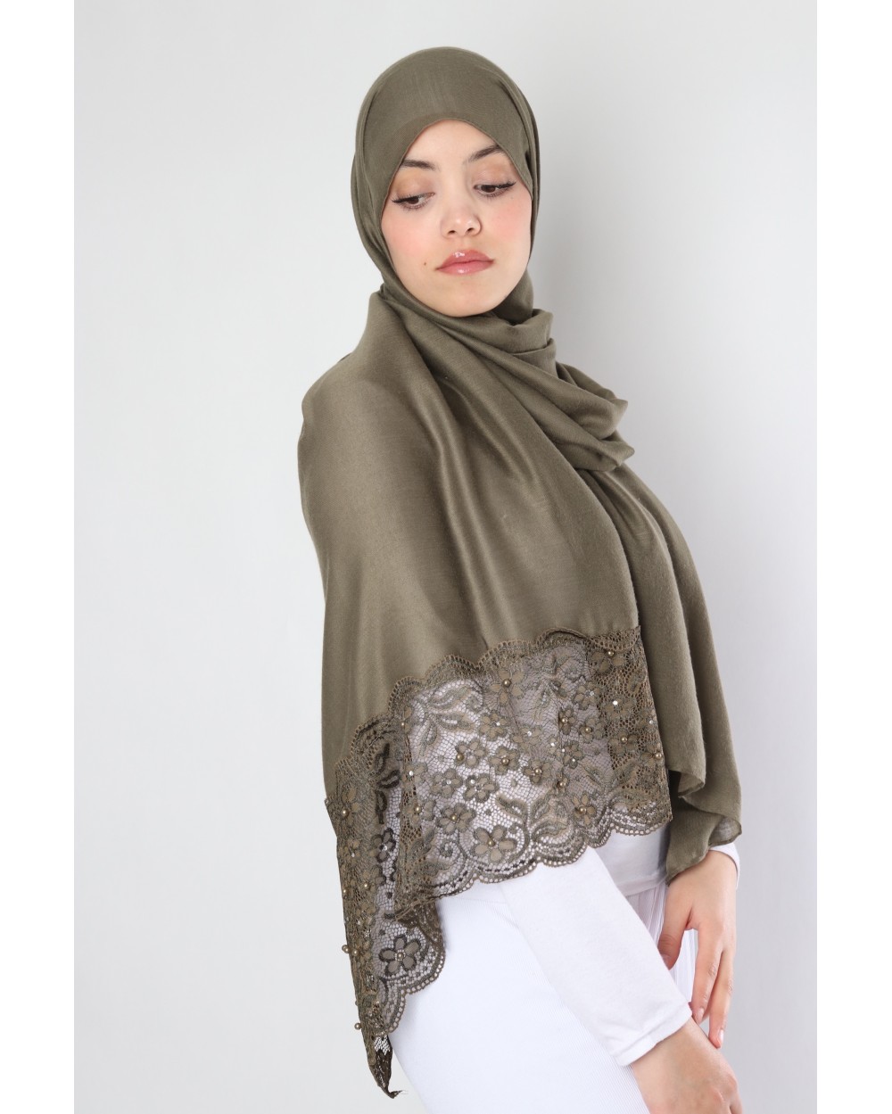 Maxi Hijab Winter dentelle et perles