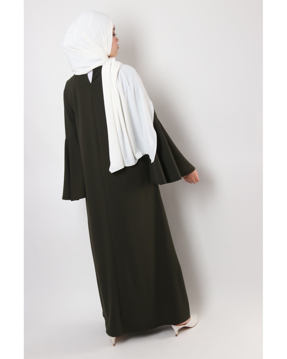 Robe Cassandra longue buste perlé et manches volant