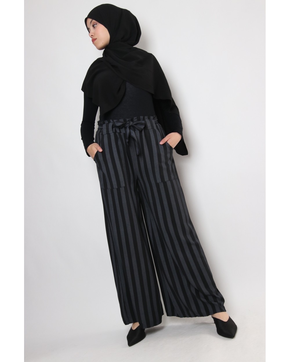 Palazzo Pavlova with wide stripes