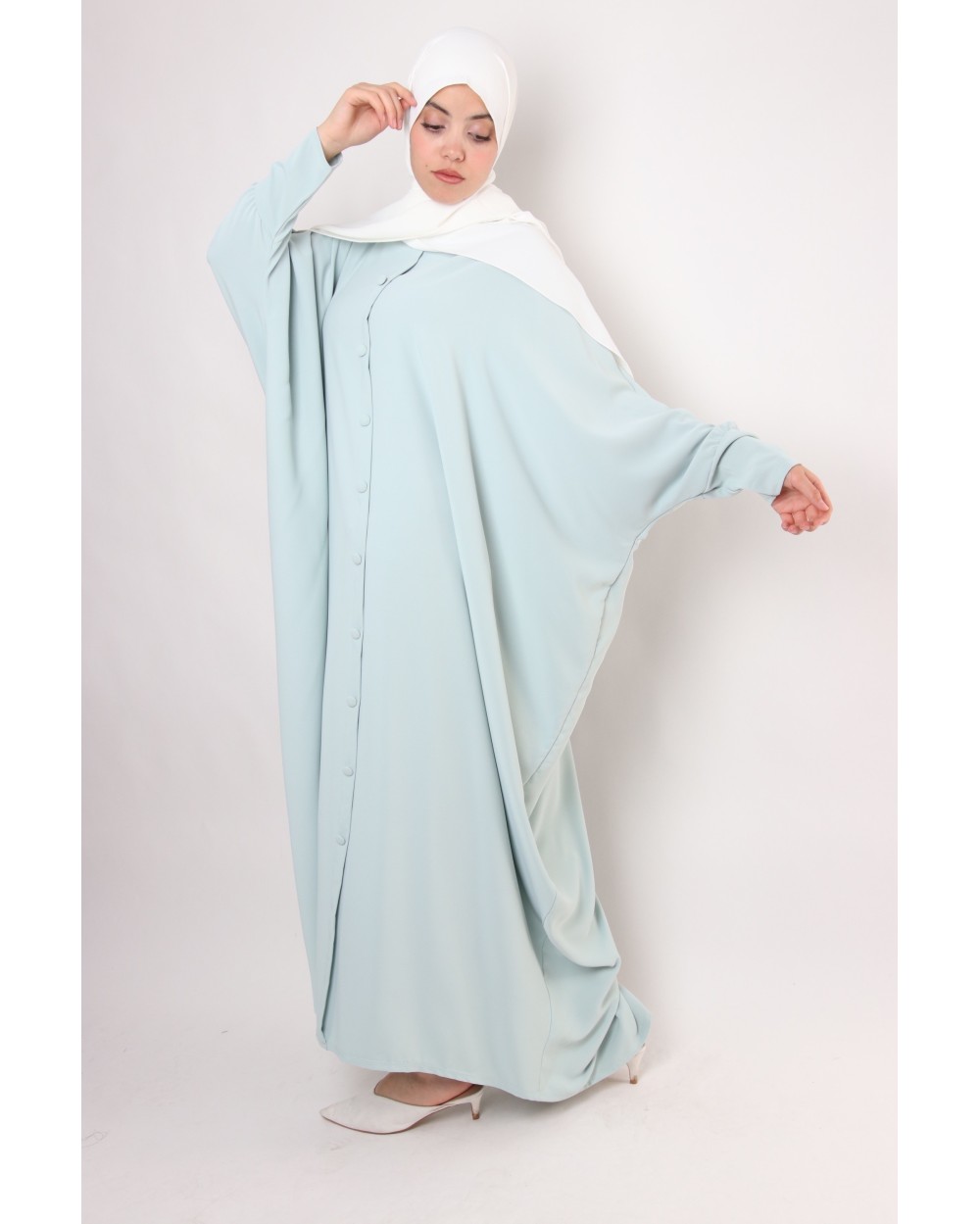 Oumi butterfly abaya