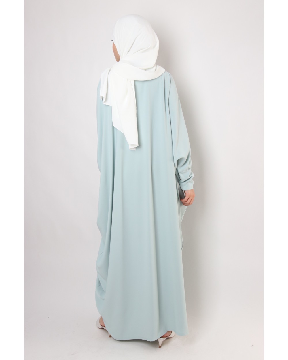Oumi butterfly abaya