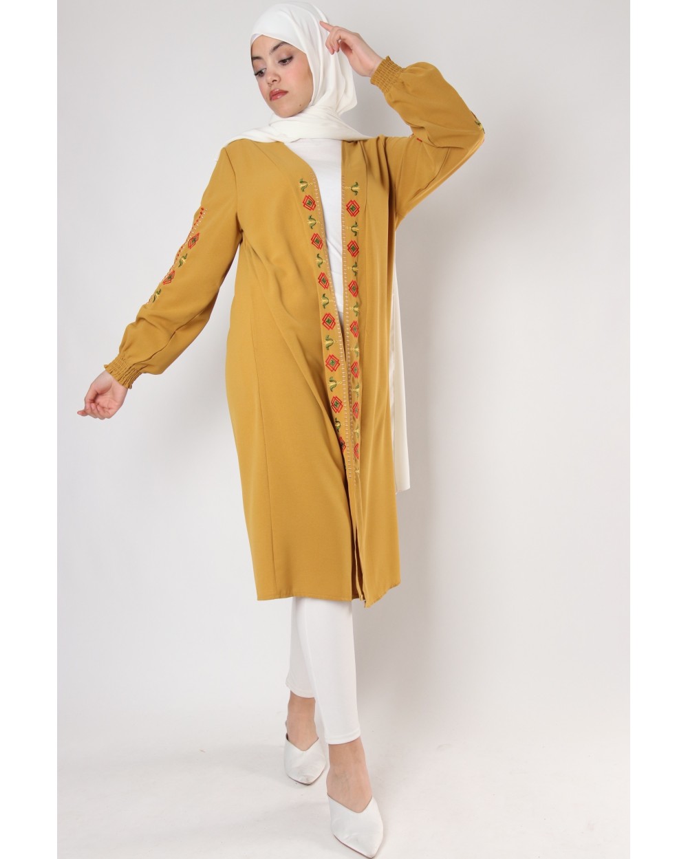 Kasami mid-length kimono