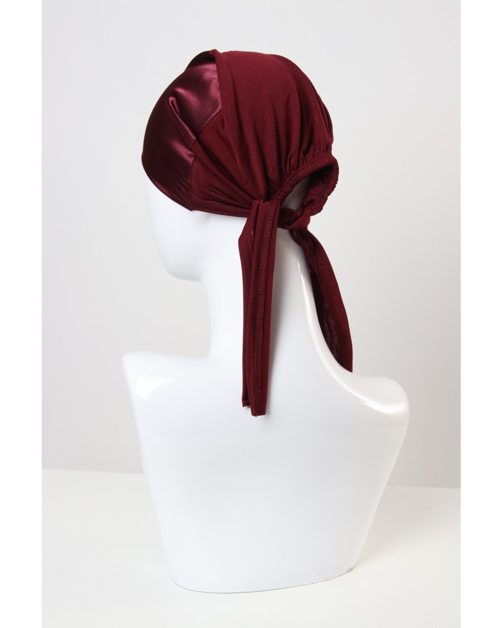 Bonnet satiné
