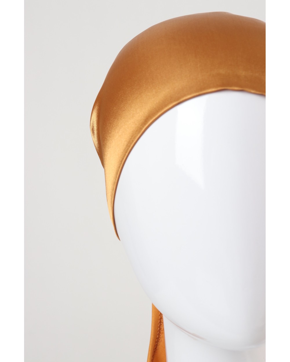 Bonnet satiné