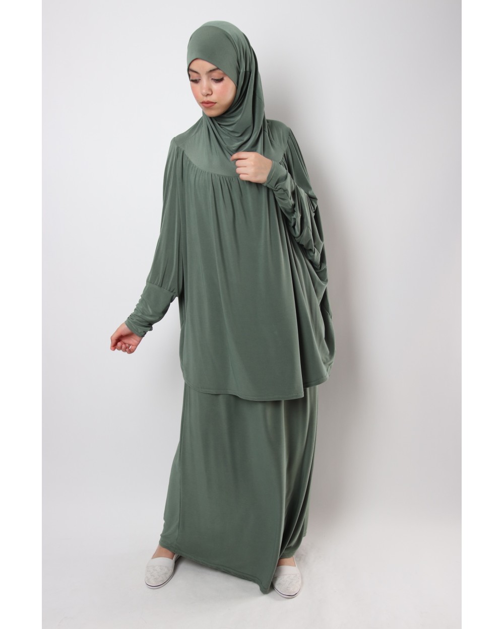 Ensemble cape et jupe style jilbab