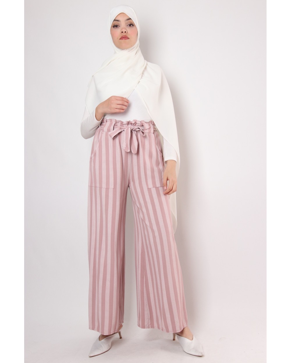 Palazzo Pavlova with wide stripes