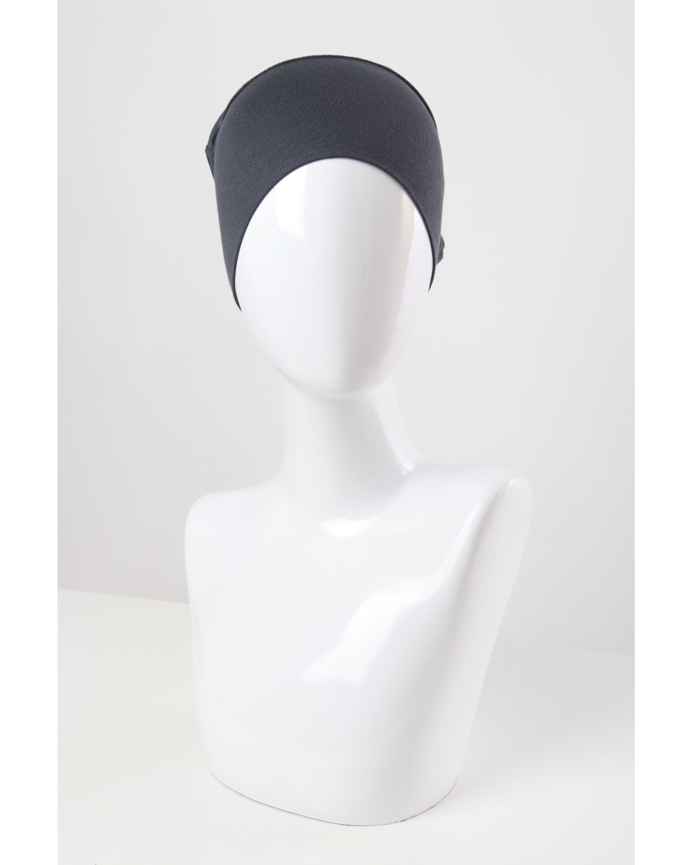 Simple closed bonnet