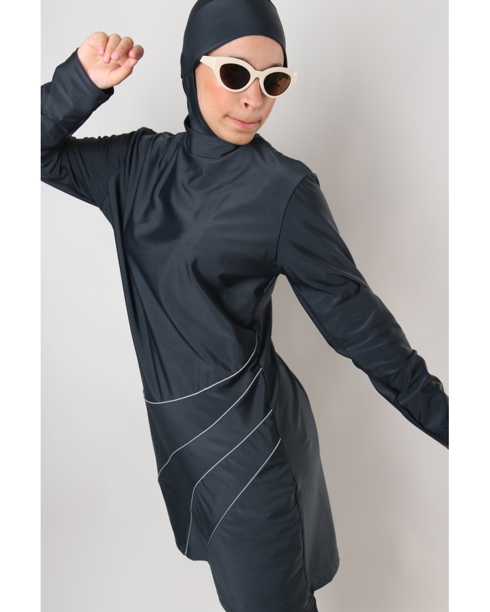 Burkini Ines with piping colors