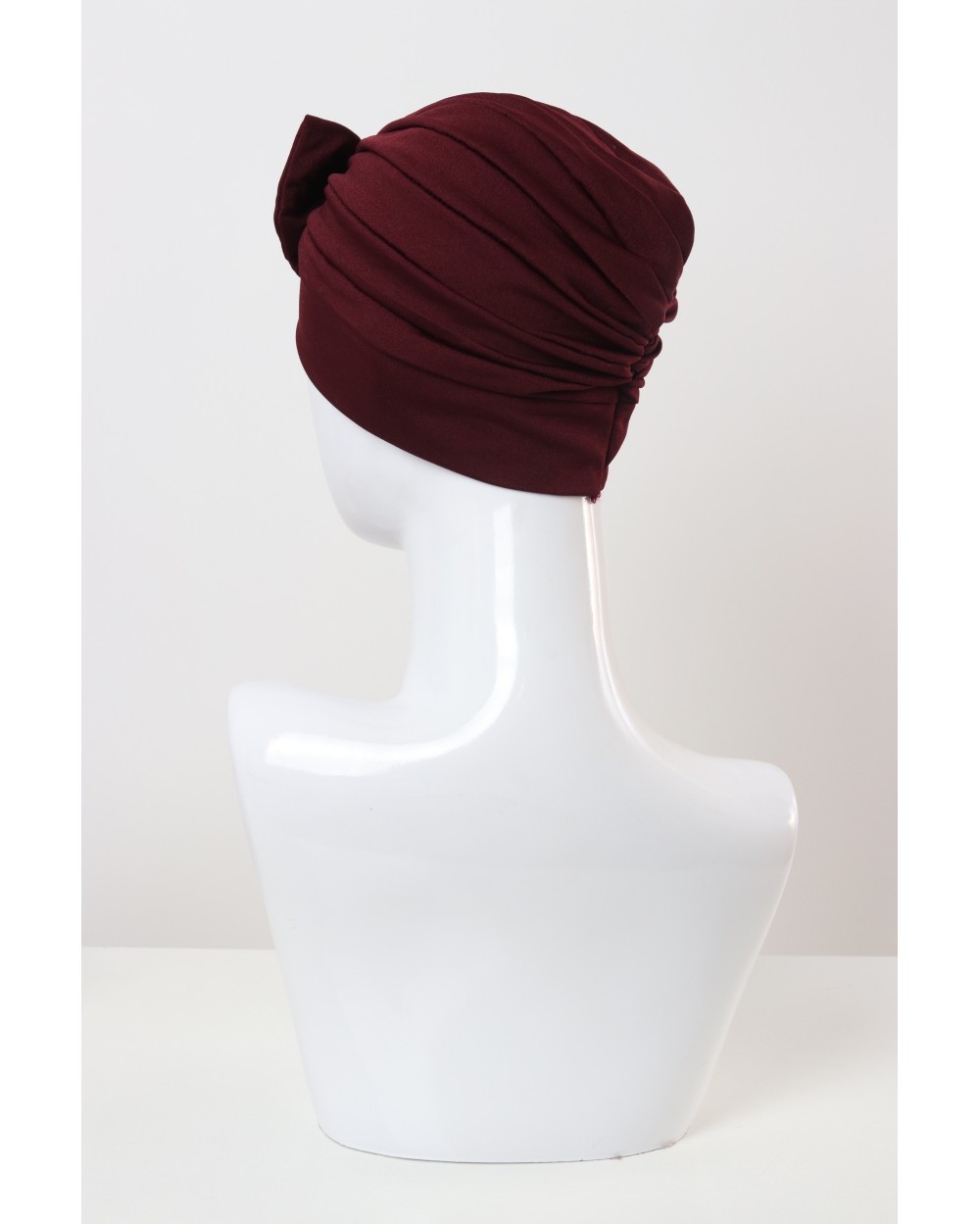 Pull-on bow tie turban