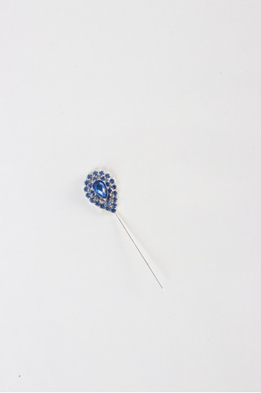 Diamond pin