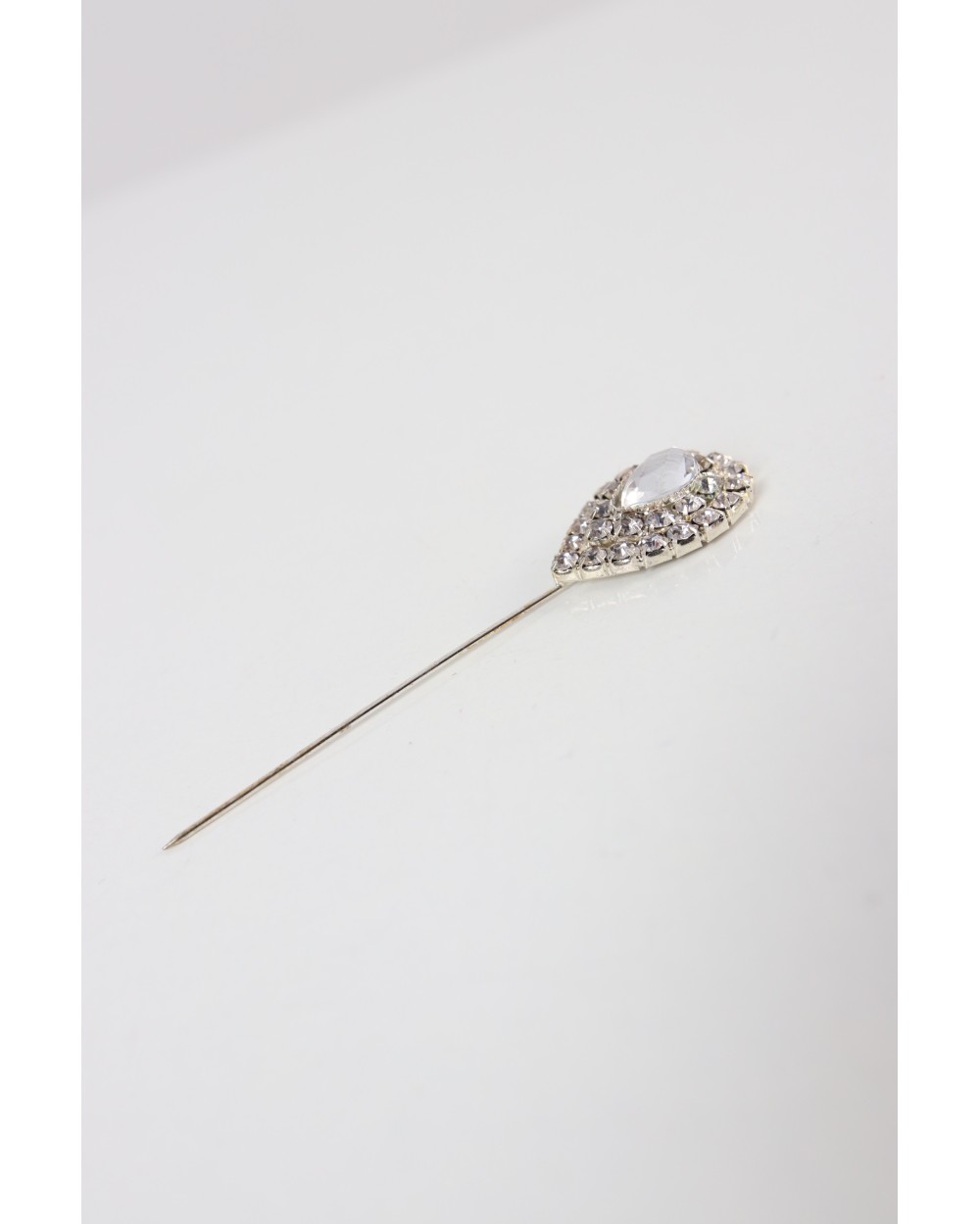 Diamond pin