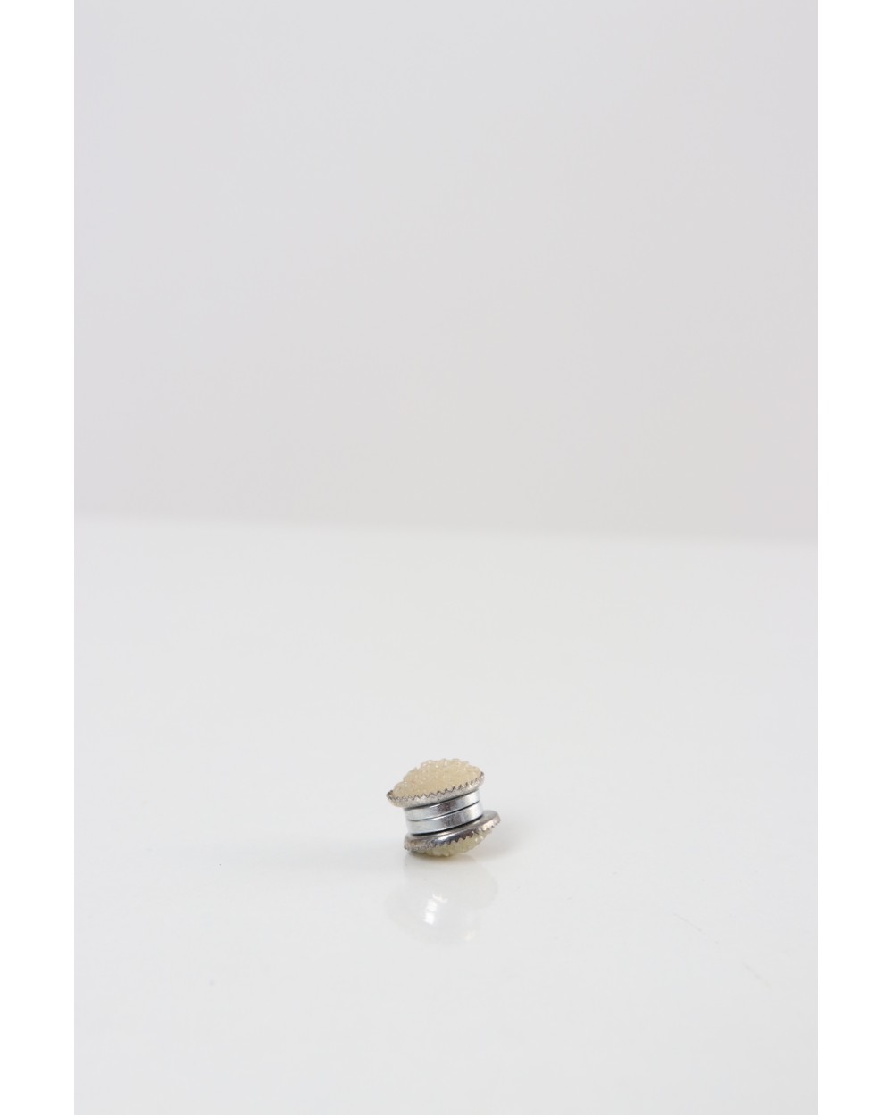 Broche aimantée Vintage