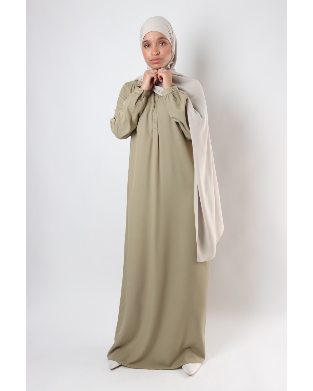 Abaya Atemporelle