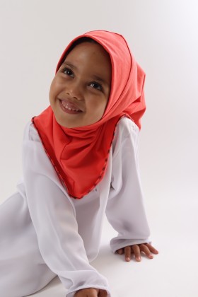 Hijab Ines