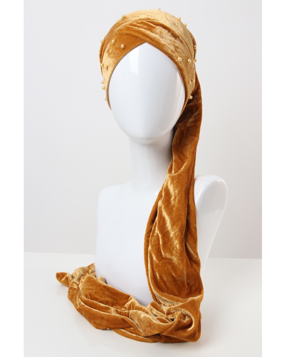 Turban to tie in pearl velvet