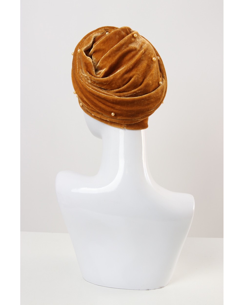 Turban to tie in pearl velvet