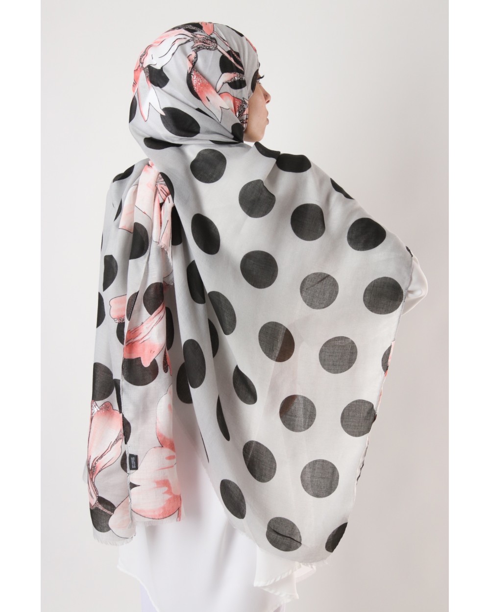 Hijab with polka dots and flowers