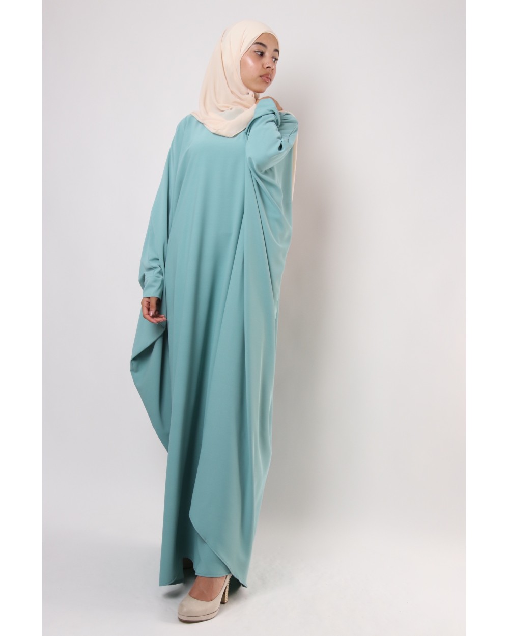 Abaya papillon Soie de médine