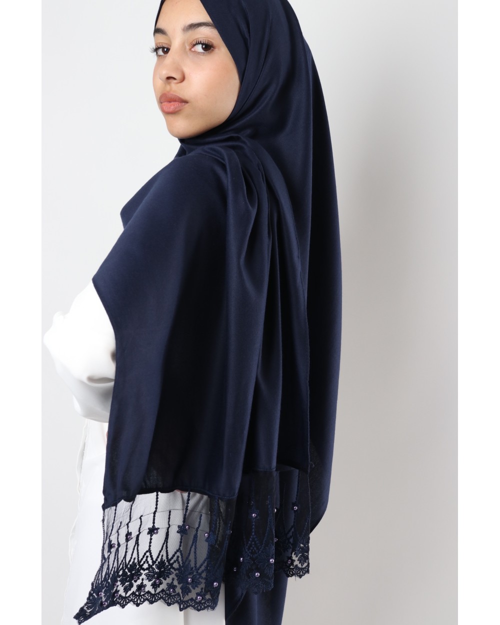 Maxi hijab Arcange avec dentelle et perles
