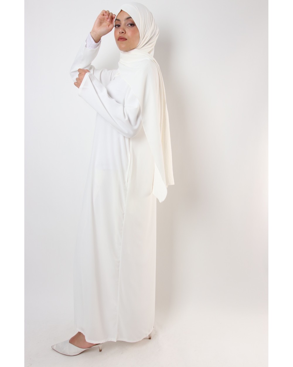 White zip abaya