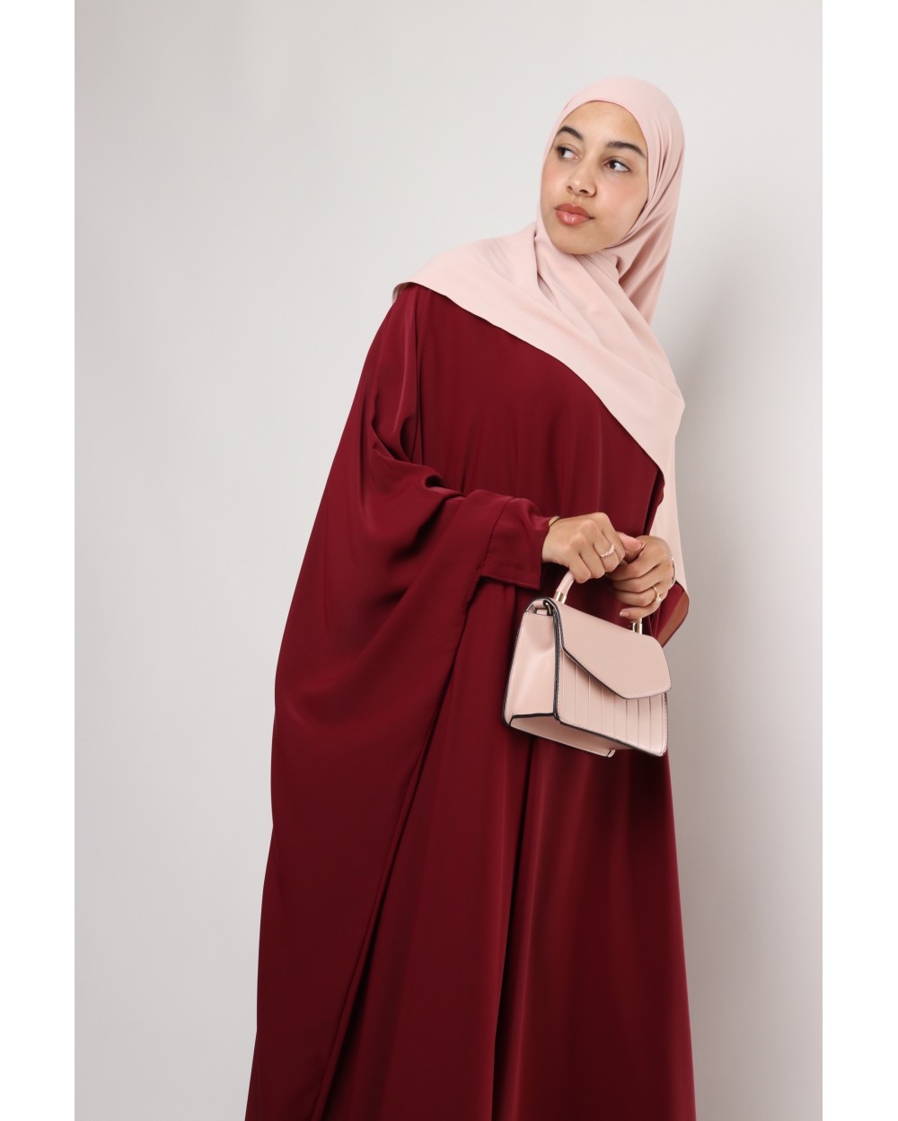 Abaya papillon Soie de médine