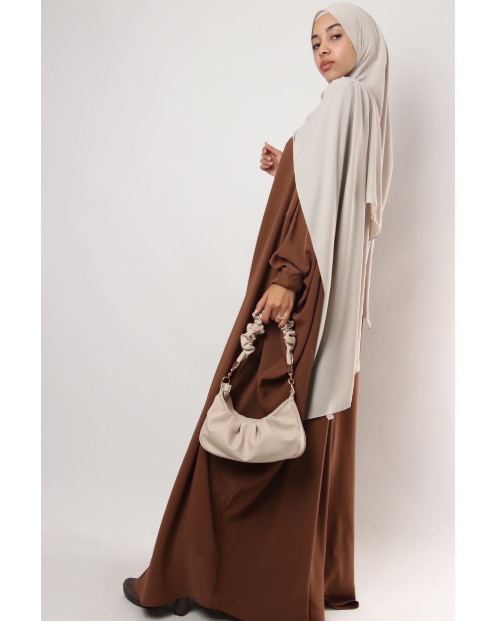 Abaya papillon Soie de médine