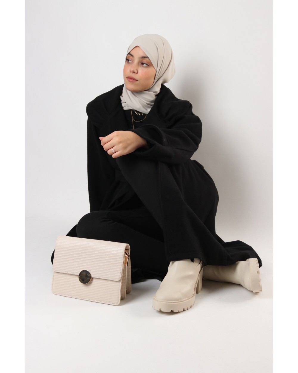 Mattalia coat with belt