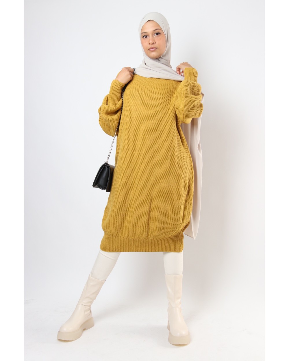 Plicao jumper with puff sleeves