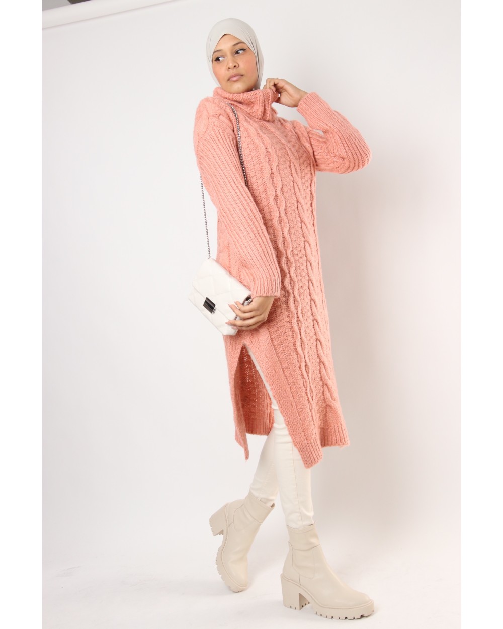 Robe Sweater Sandy knitted with turtleneck