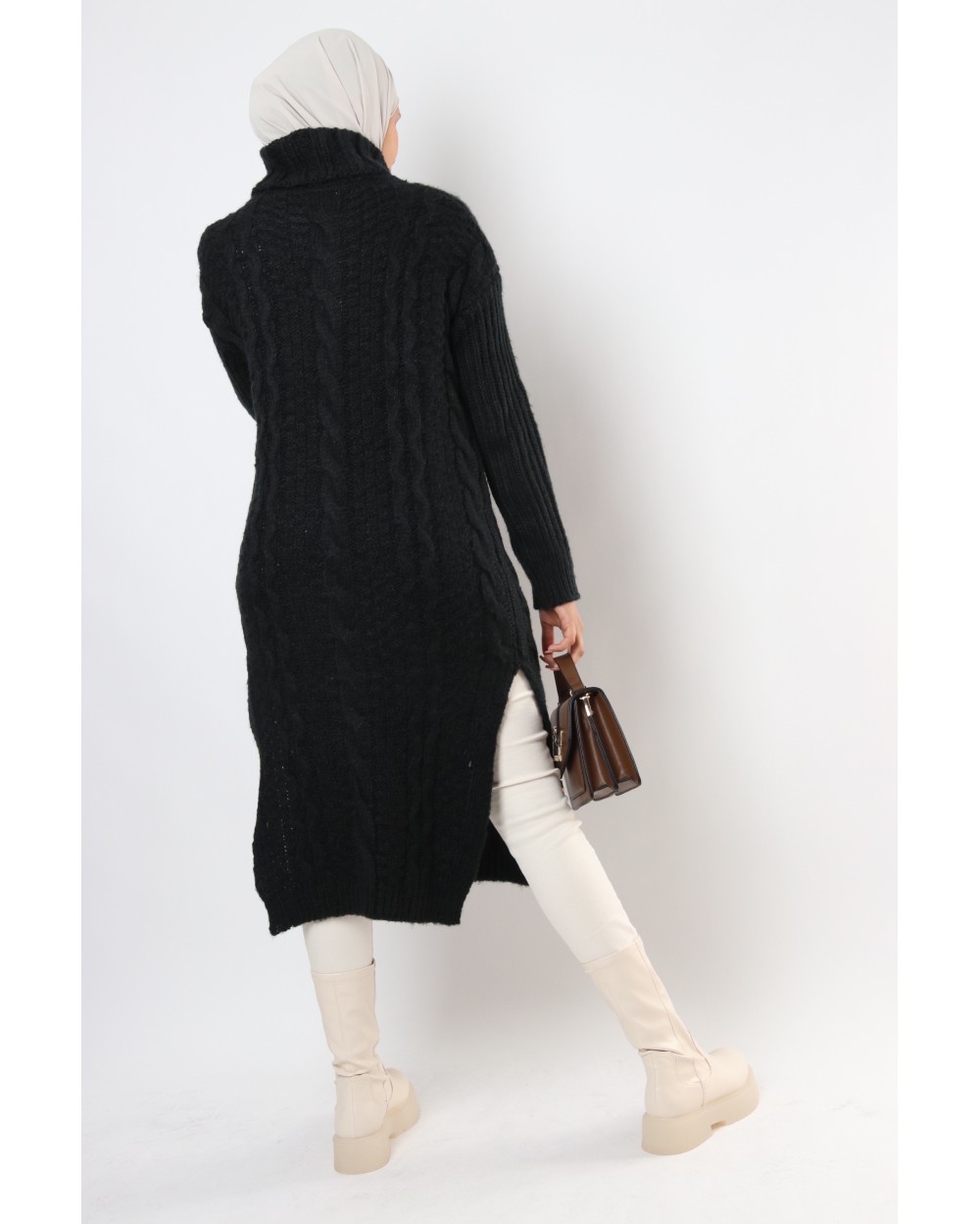 Robe Sweater Sandy knitted with turtleneck