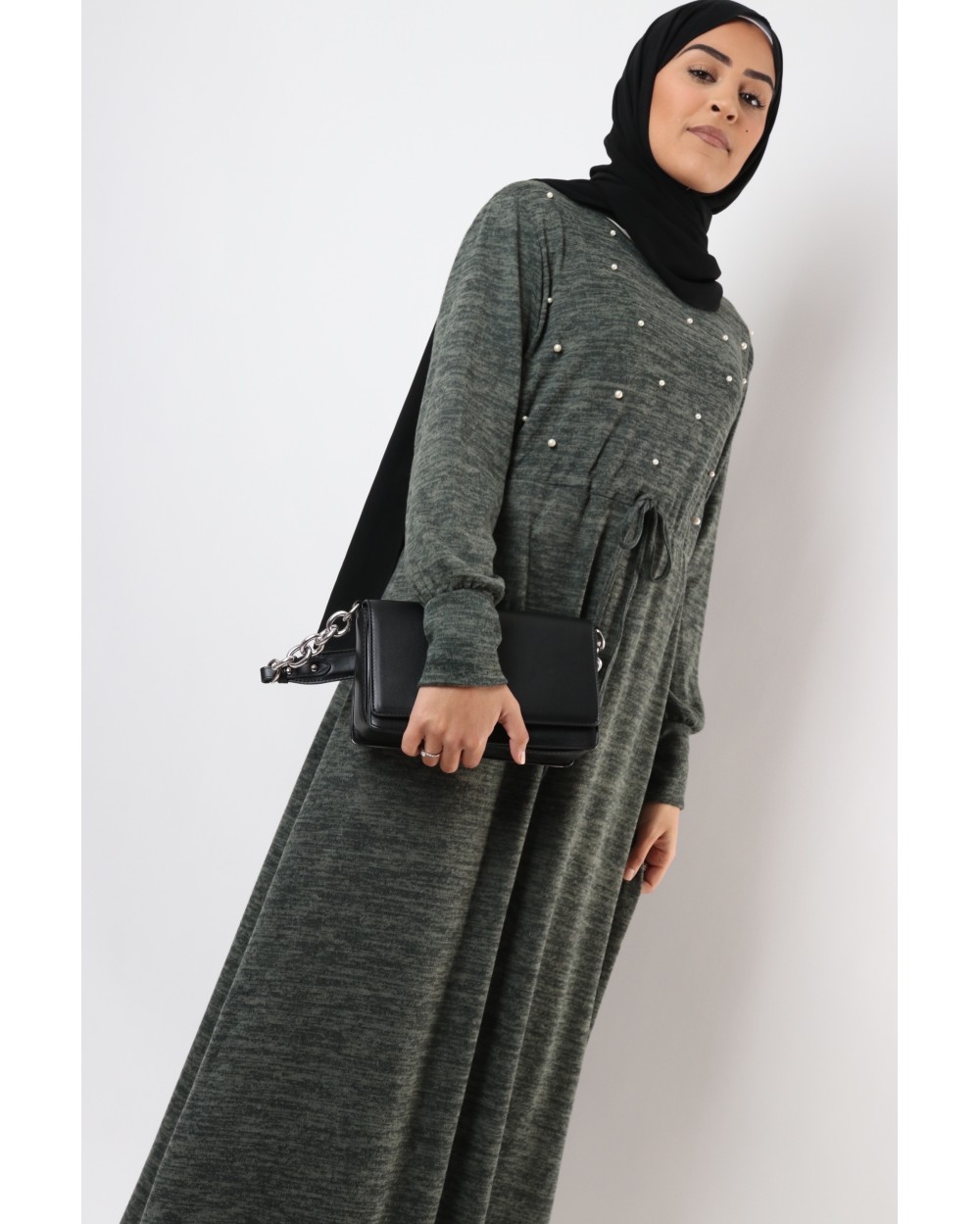 Robe inaya perlée hiver