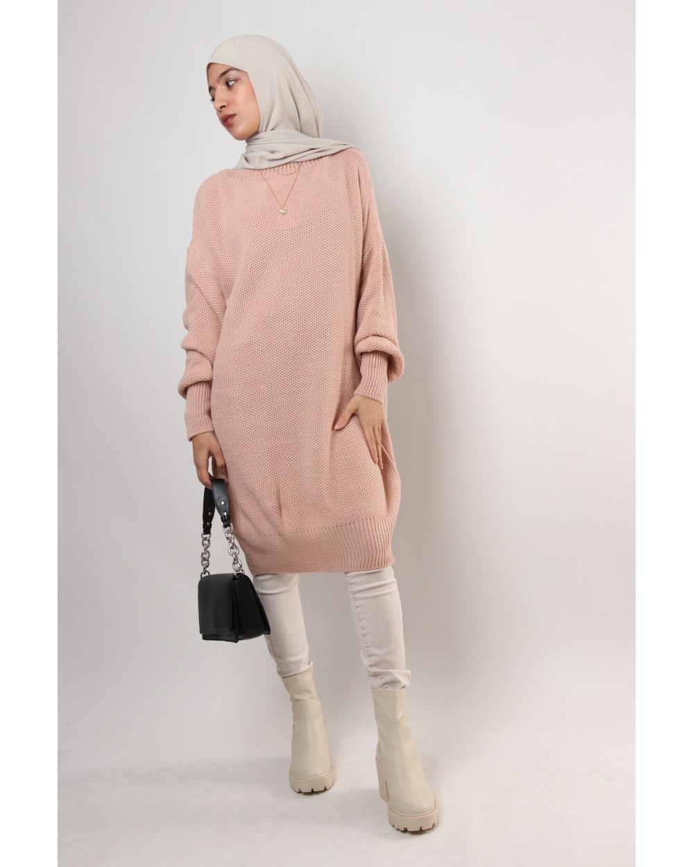 Plicao jumper with puff sleeves