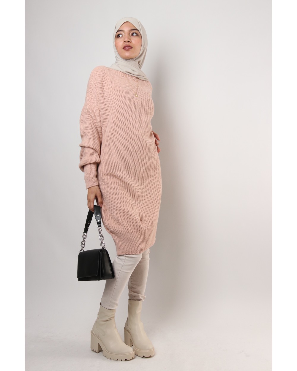 Plicao jumper with puff sleeves