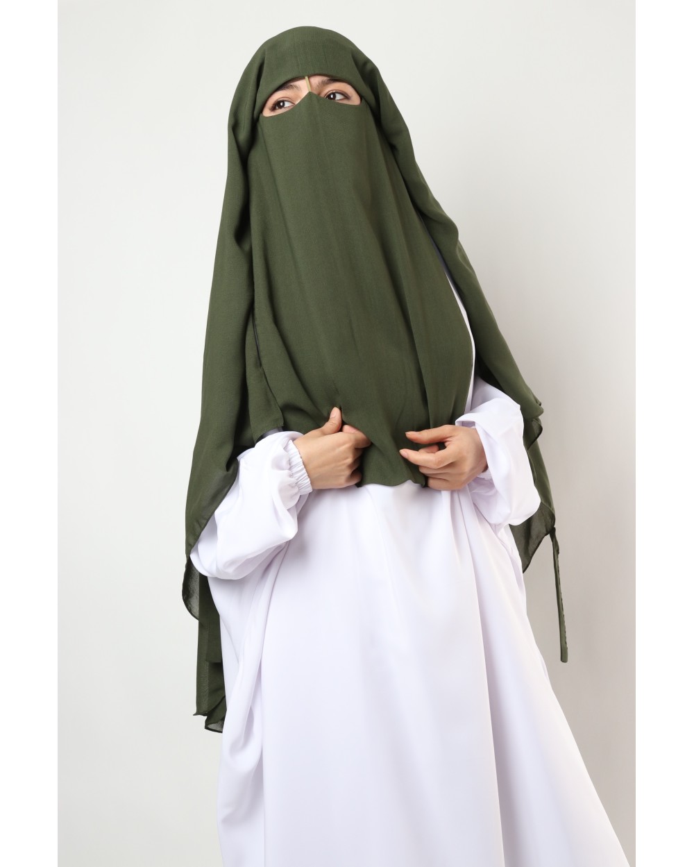 Sitar Shamael niqab with tie