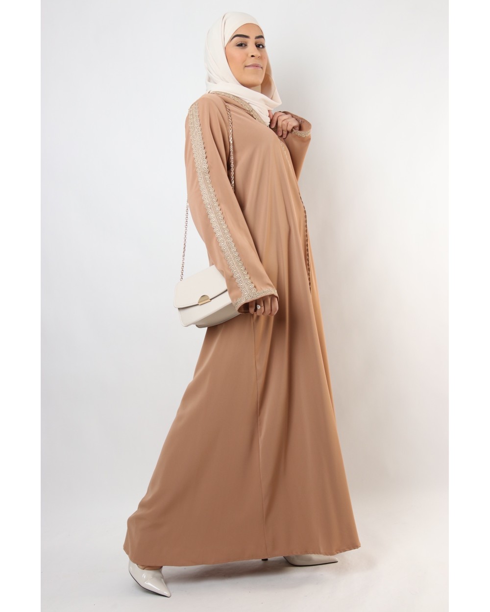 Afelina hooded abaya