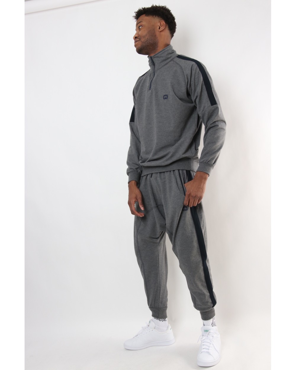 Start Qaba'il tracksuit