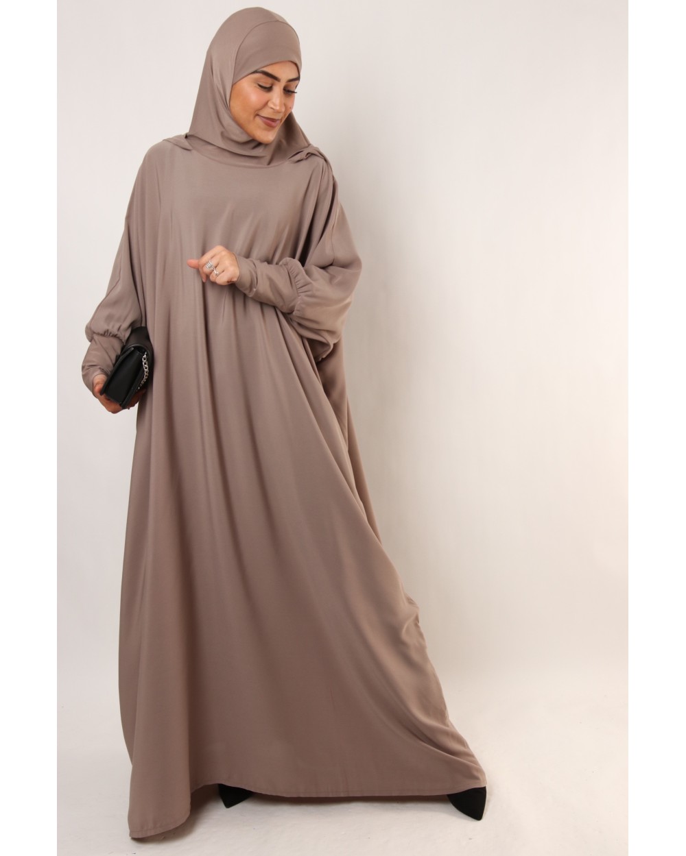 Abaya oversize hijab integrated hood