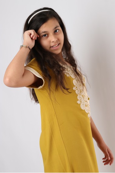 Gandoura moroccan young girl