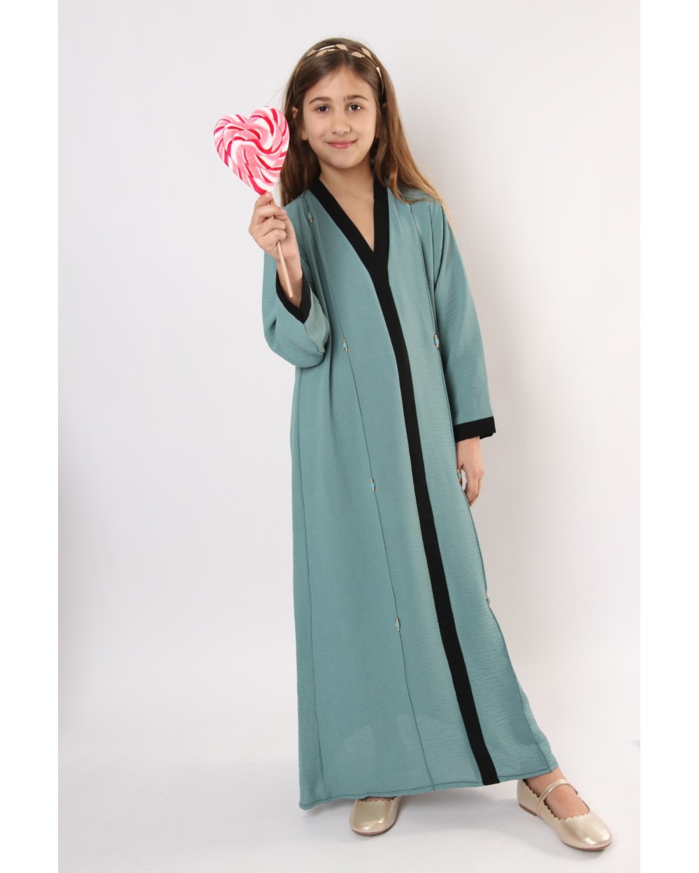 Dimashq Abaya girl
