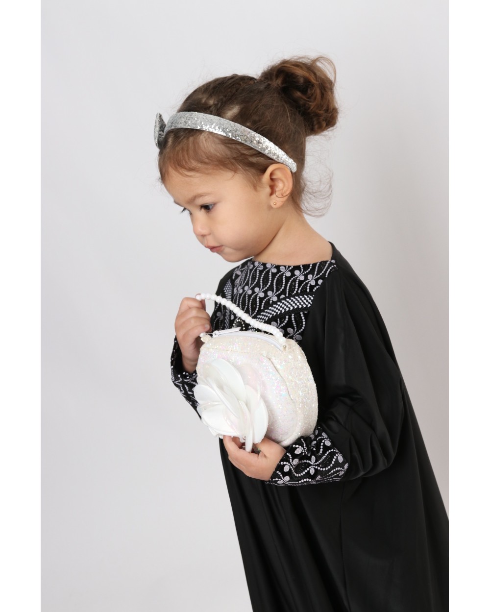 Silver abaya line pattern